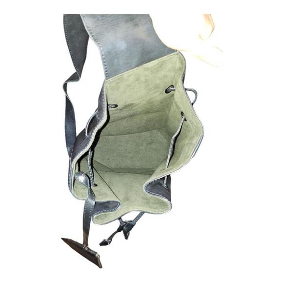 Unisex Louis Vuitton Leather Drawstring Sling Backpack Black With LV Pouch - Picture 5 of 7